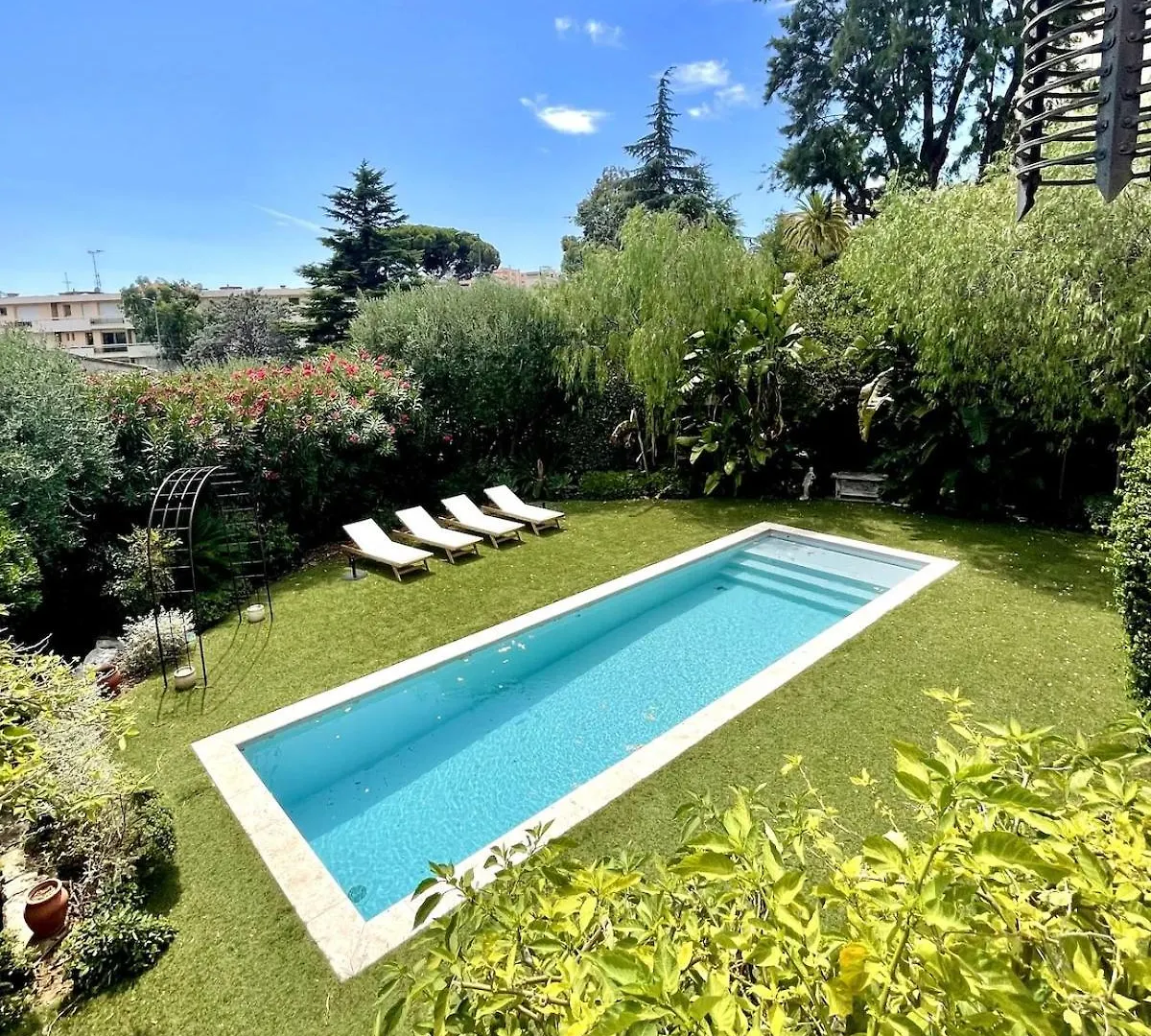Beautiful 5Br Villa Jose 카스 카탈라 펜션