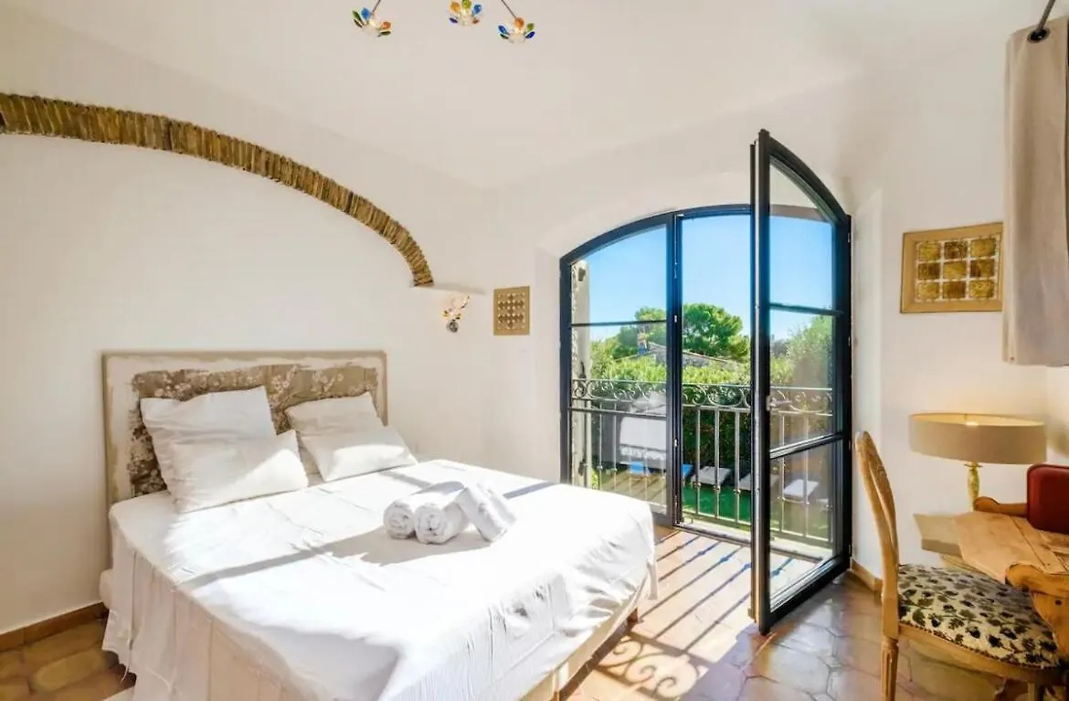 펜션 Beautiful 5Br Villa Jose 카스 카탈라 스페인